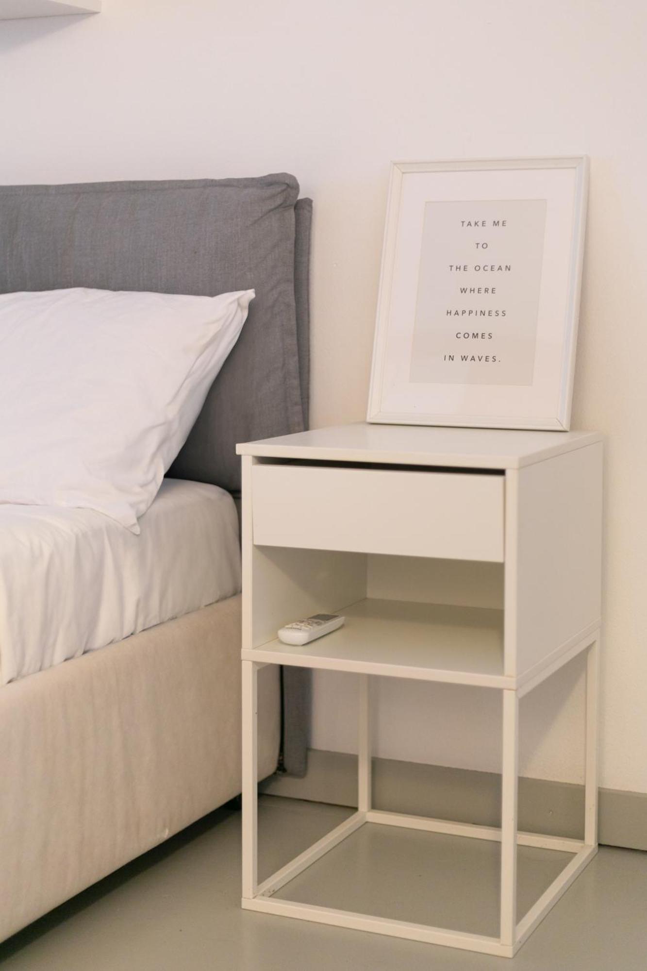 White And Brown Exclusive Loft With Terrace - Free Parking - M2 Station Milão Exterior foto
